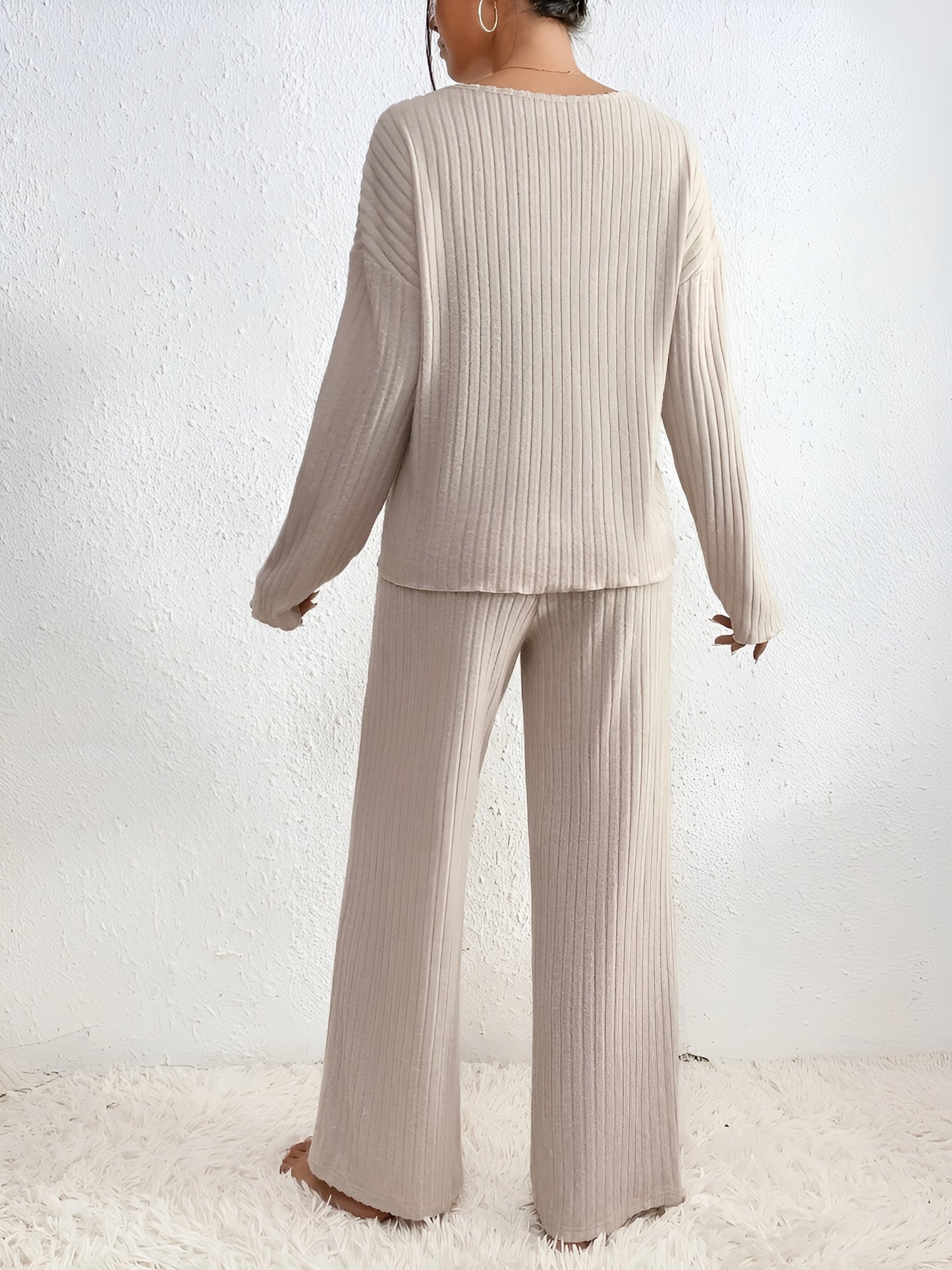 Elunzo™ | Elegant todelt ribbesett