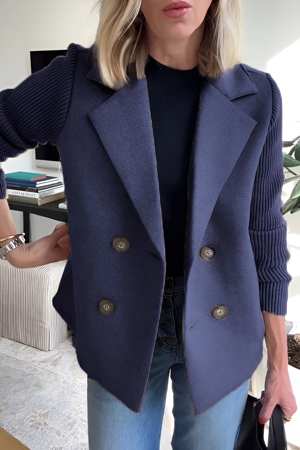 Elunzo™ | Ermeløs strikkeblazer