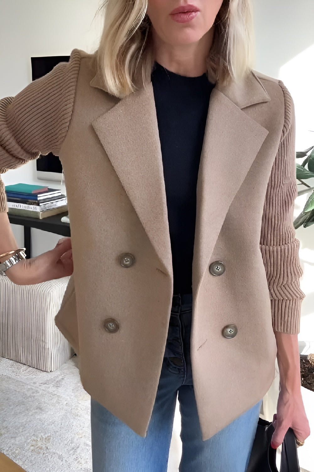 Elunzo™ | Ermeløs strikkeblazer
