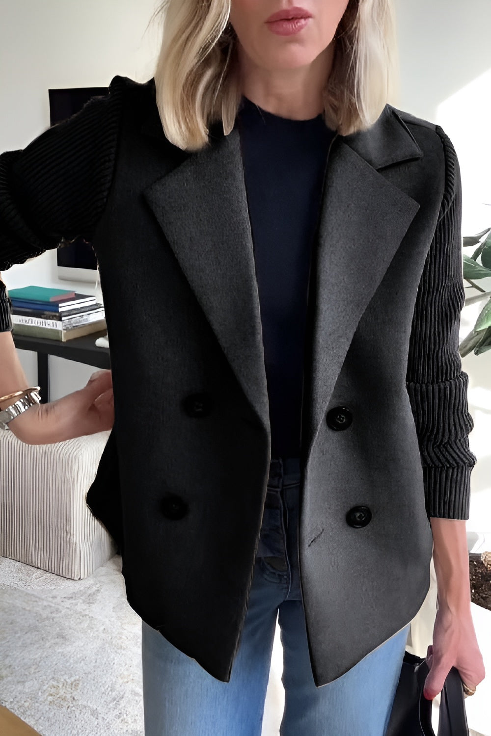 Elunzo™ | Ermeløs strikkeblazer