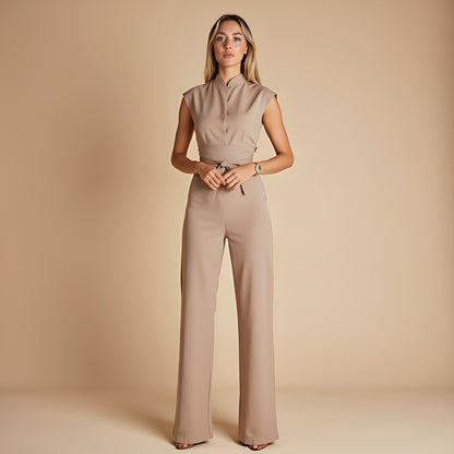 Elunzo™ | Ermeløs jumpsuit med tidløs eleganse