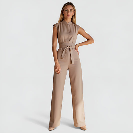 Elunzo™ | Ermeløs jumpsuit med tidløs eleganse